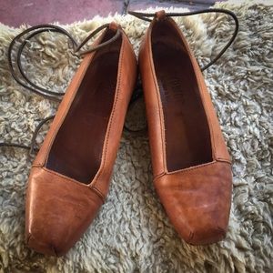 DROP! Rare Cydwoq Handmade Leather Lace Up Flats